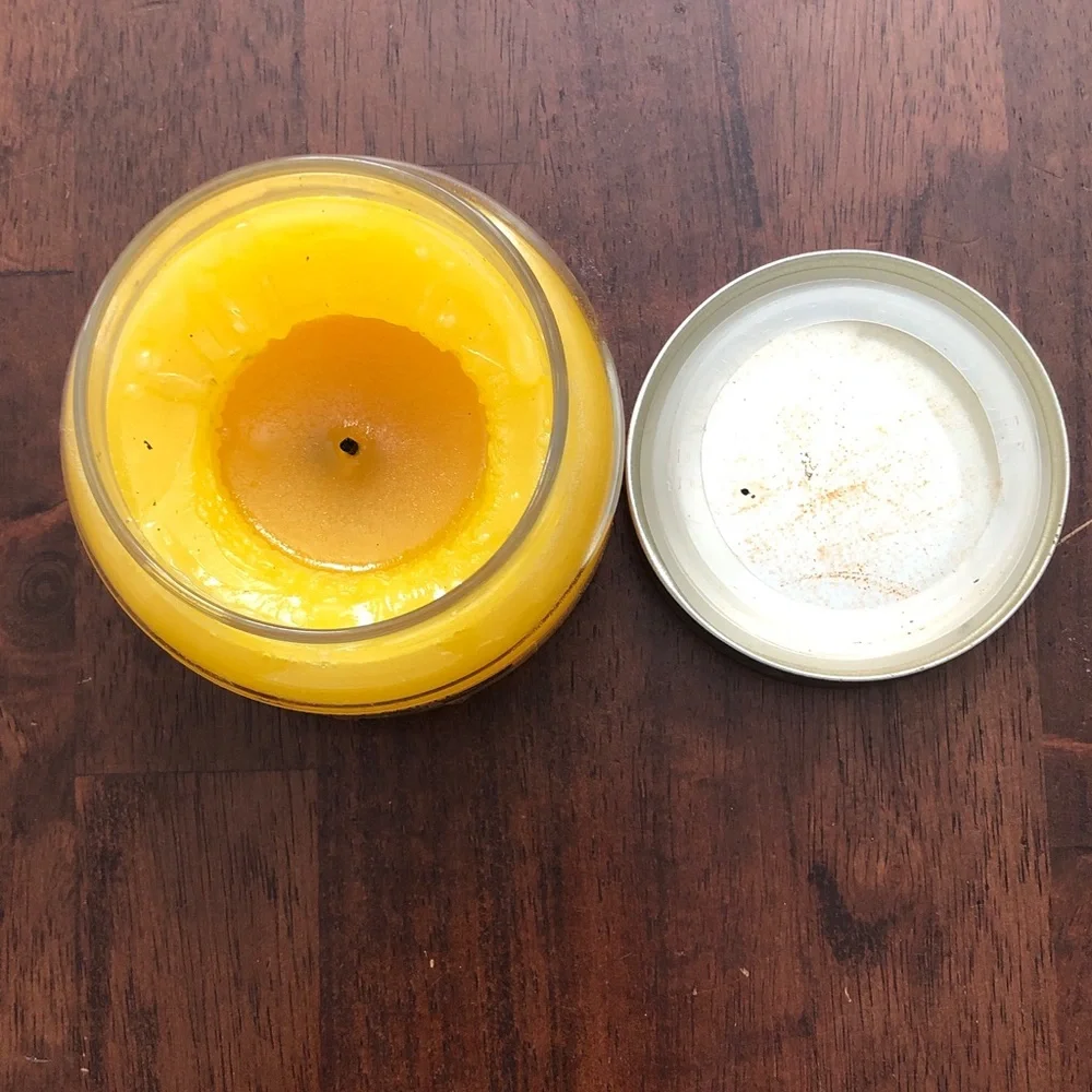 🥤 Yankee Candle Vanilla Cookie Jar Candle